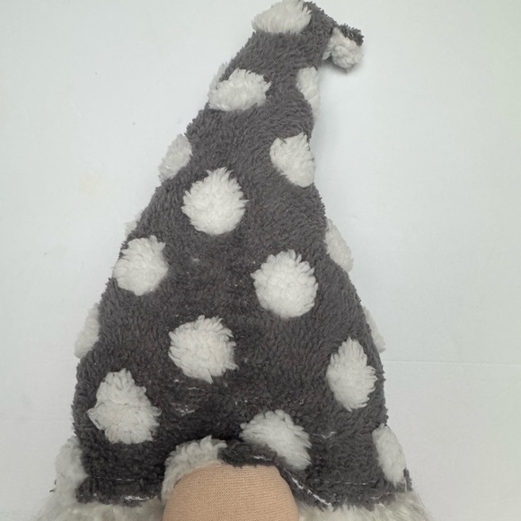 AUDREY'S Siting Gnome Red Pants Gray Dot Hat Holiday Christmas NEW Decorative - Picture 3 of 9